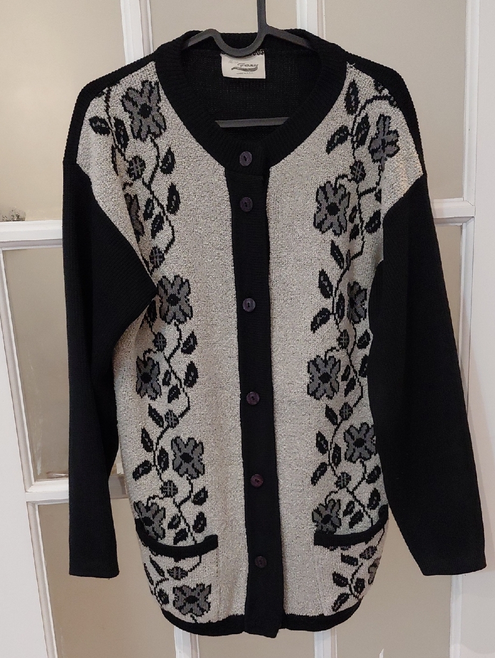 Floral Knit Button-Front Cardigan Sweater - Black & Cream